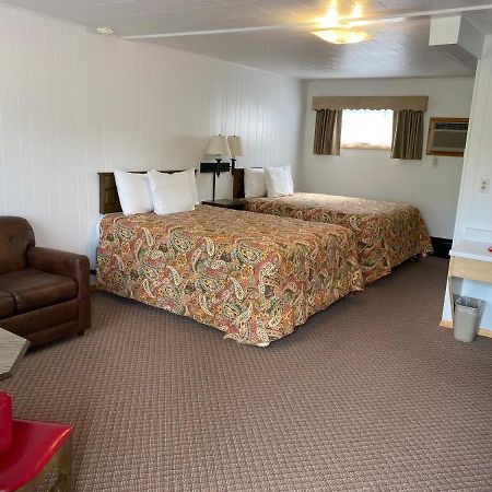 آيرونوود Cedars Motel المظهر الخارجي الصورة
