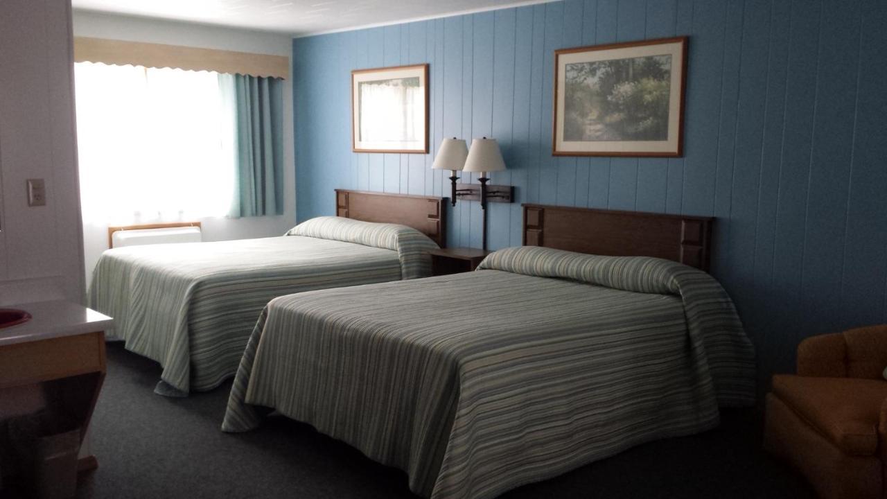 آيرونوود Cedars Motel المظهر الخارجي الصورة